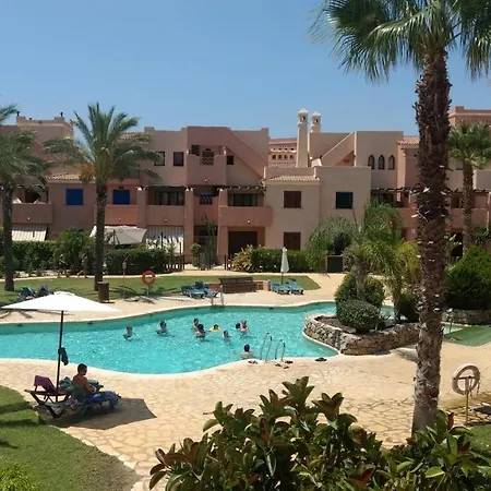 Apto. Urbanizacion Privada Con Piscina Vera Playa